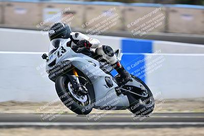 media/Apr-18-2025-TrackDaz (Fri) [[45f5874c44]]/B Group/Session 4 (Turn 6 - Outside)/